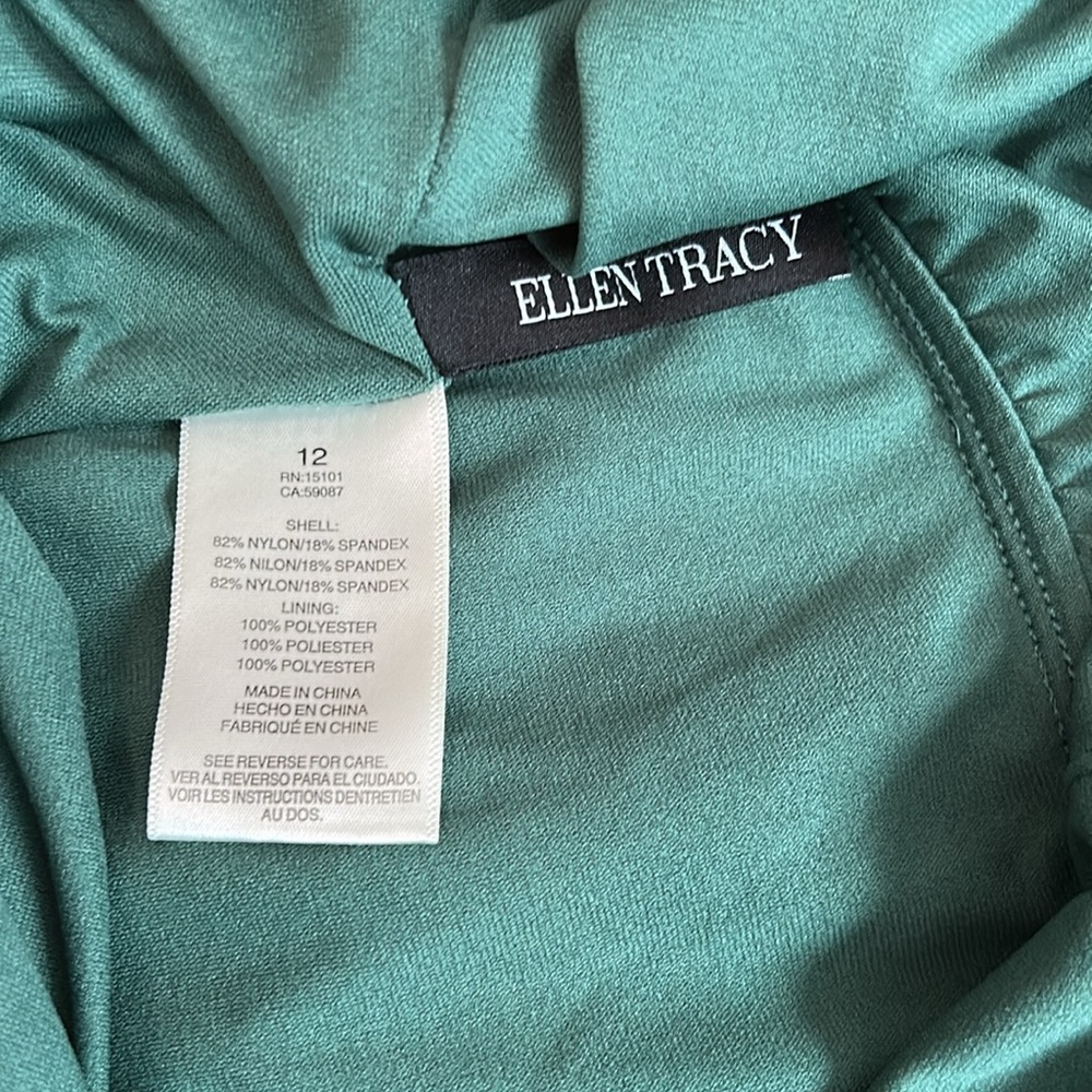 Ellen Tracy Women’s One‎ piece swimsuit Romper Size 12 Sage Green - Picture 4 of 6